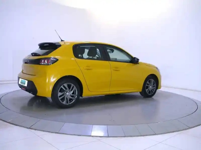 Peugeot 208 puretech 100 s&amp;s bvm6 — photo 5
