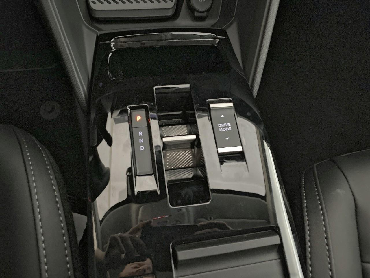 Citroën C4 hybride 145 ch e-dcs6 max — photo 17