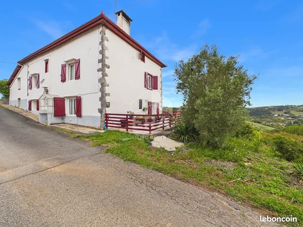 Propriété 6 pièces 200 m²