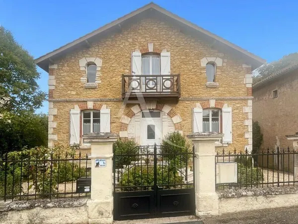 Maison 9 pièces 166 m²