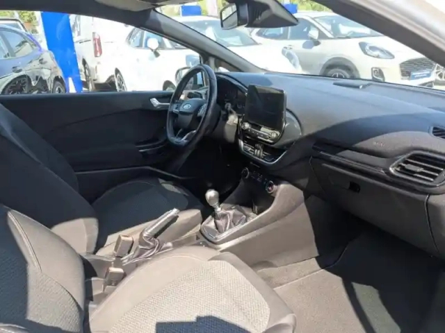 Ford Fiesta 1.0 ecoboost 100ch stop&amp;start st-line 3p euro6.2 — photo 10