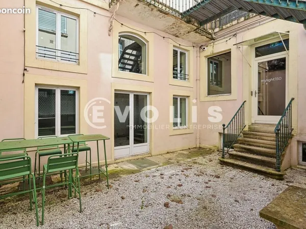Bureaux 500 m²