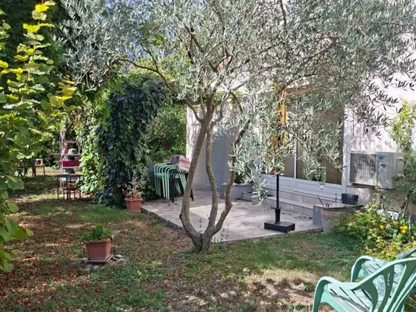 Maison 105 m², 4 chambres avec jardin et dépendances