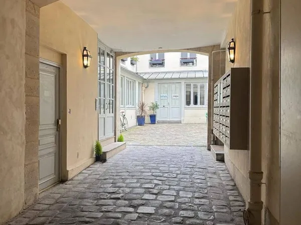 Local commercial 360 m²