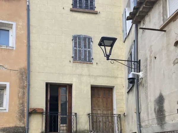 MAISON DE VILLE 93m² à restaurer