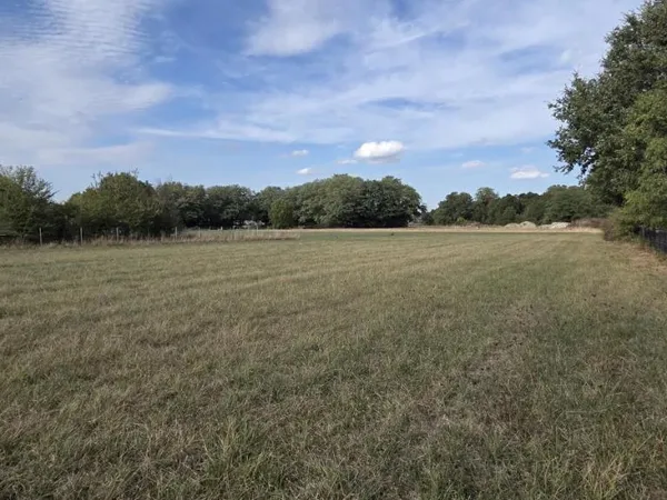 Terrain 1000 m²