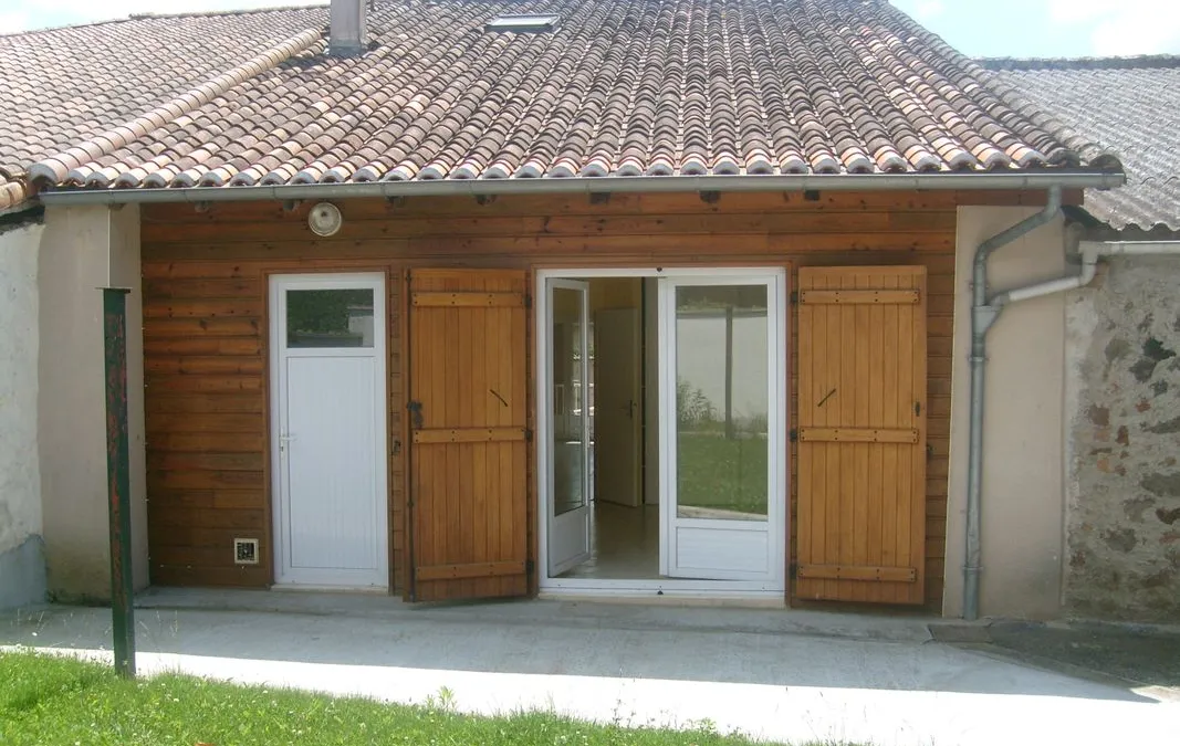 Photo 1