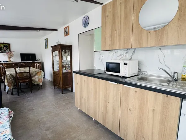 Studio 1 pièce 26 m²