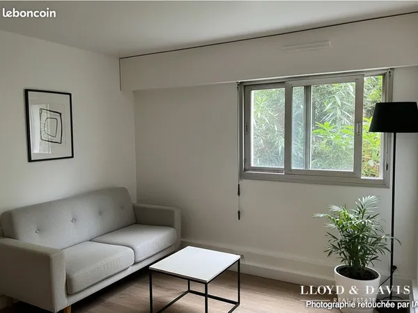 Studio 1 pièce 11 m²