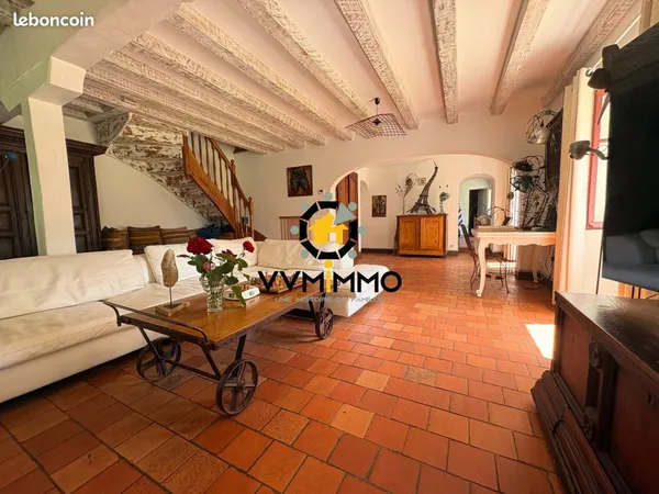 Maison 7 pièces 191 m²