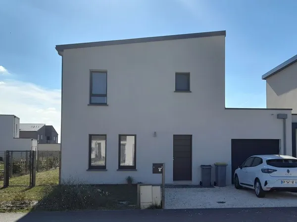 Maison en location à Mazé-Milon