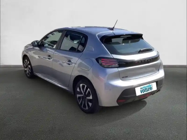 Peugeot 208 puretech 75 s&amp;s bvm5 — photo 31