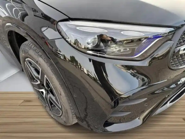 Mercedes Glc 300 e  hybrid eq 4matic am — photo 10