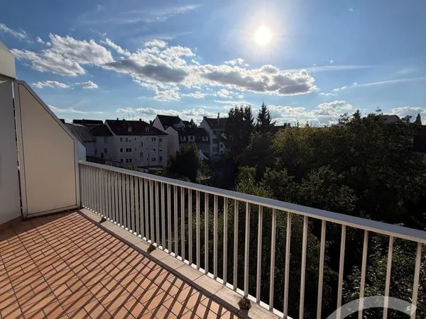 Appartement 2 pièces 74 m²