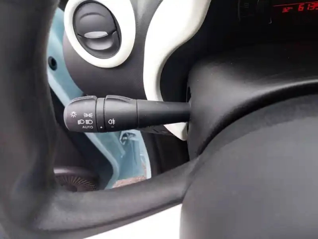 Renault Twingo iii sce 65 - 21 — photo 24