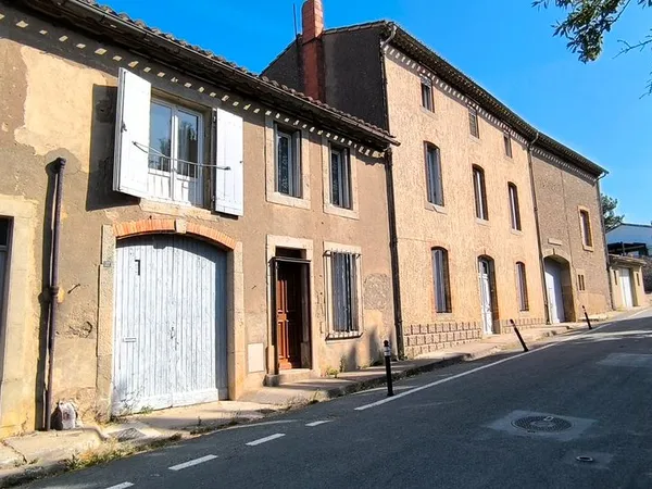Bel ensemble immobilier
