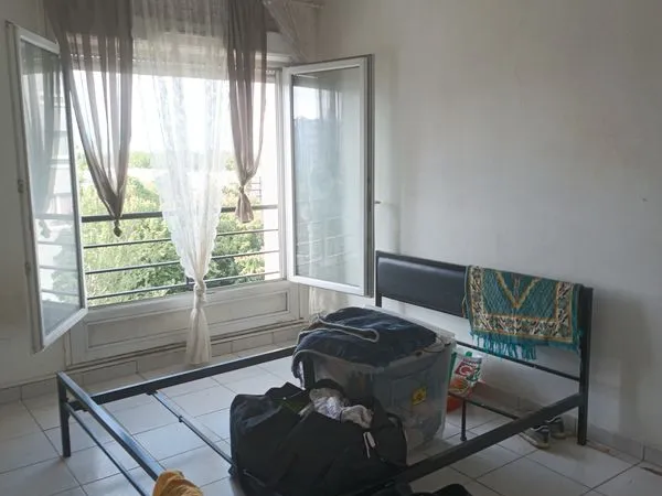 Location F2
