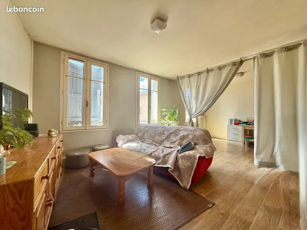 Grand appartement T3