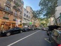 Boutique 69 m²