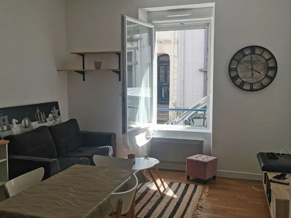 Loue charmant T2 meublé