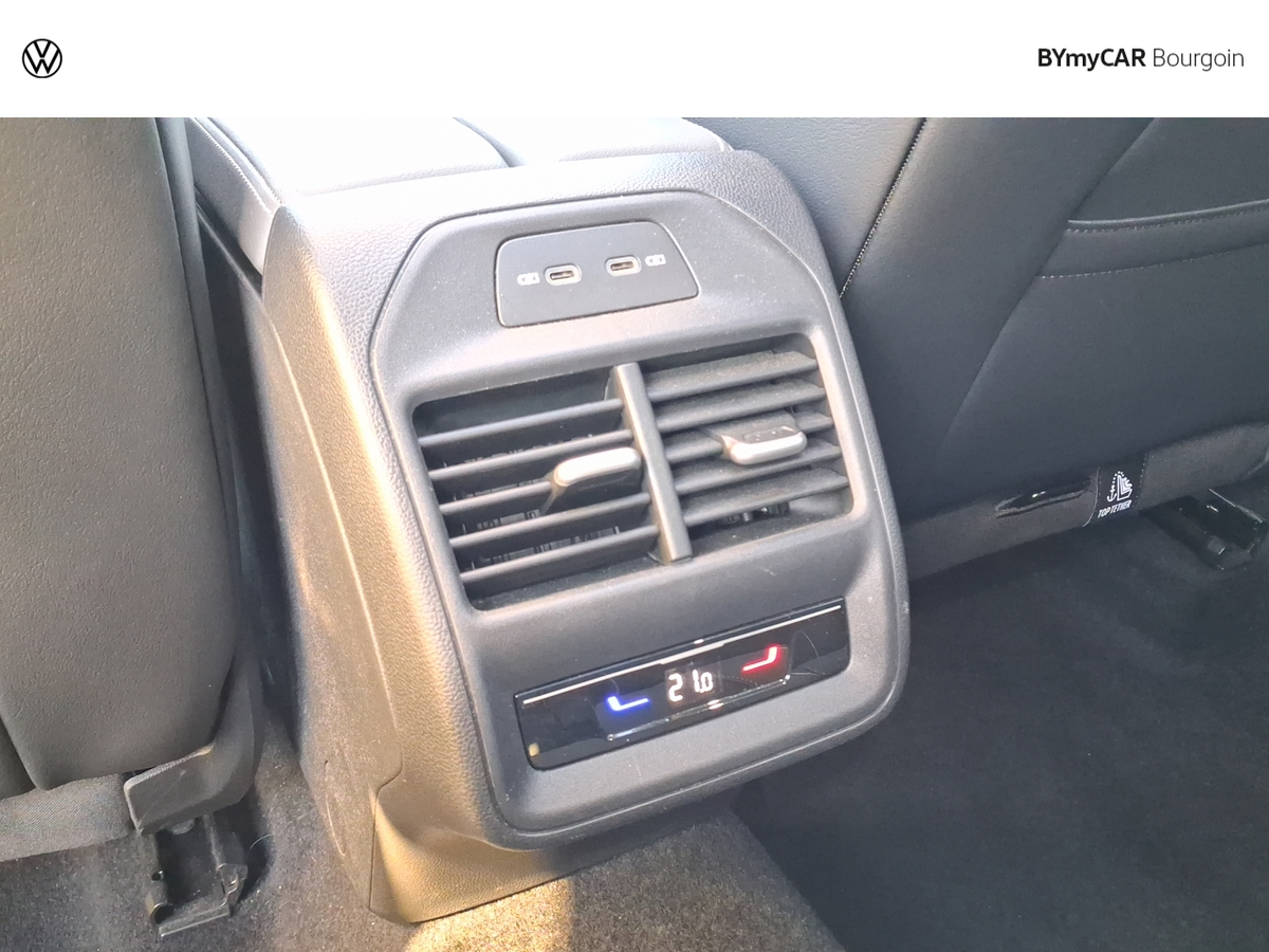 Volkswagen Passat 1.5 eTSI OPF 150 DSG7 — photo 18
