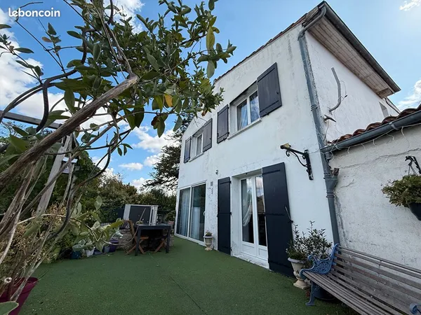 Maison 6 pièces 136 m²