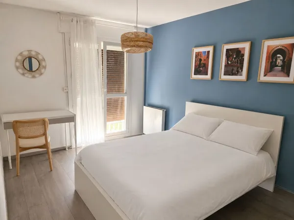 Loue chambre en colocation dans appartement