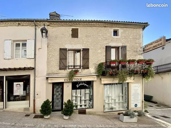 Appartement 12 pièces 187 m²