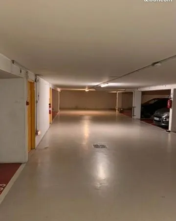 Parking couvert puteaux
