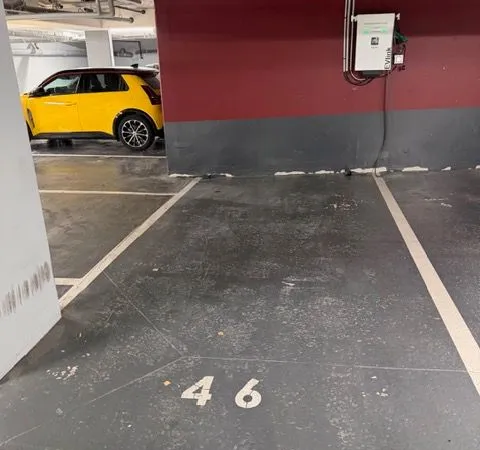Vente place de parking sous sol avec double borne de recharge