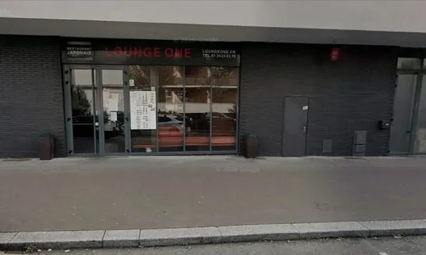 Boutique 352 m²