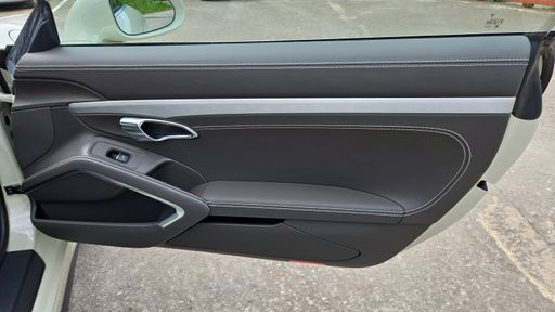 Porsche 911 Carrera S 3.8 400 - 50th Anniversaire – 2014 – 8434 km – Essence – Boîte Automatique — photo 4