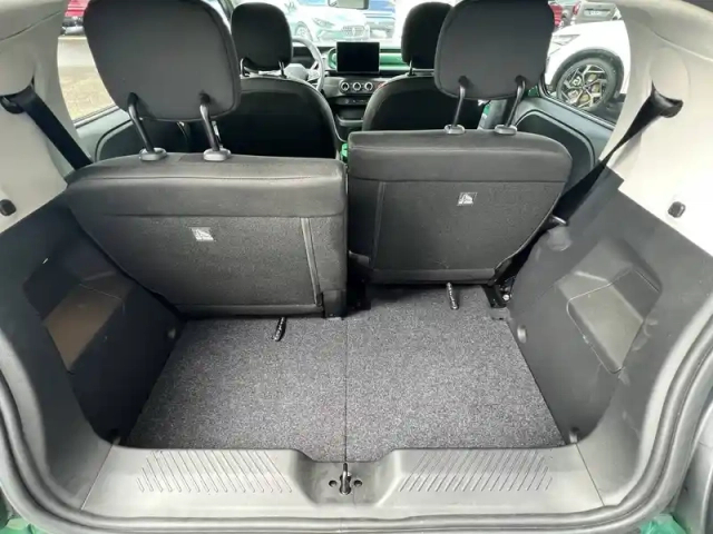 Renault Twingo e-tech electrique 80 ch autonomie urbaine — photo 8