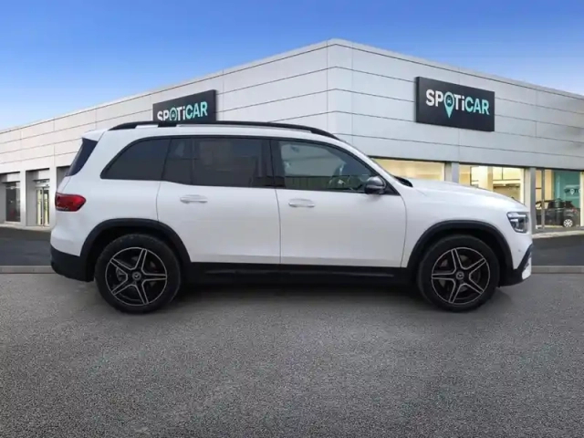 Mercedes Glb 250 8g-dct 4matic amg line launch edition — photo 6