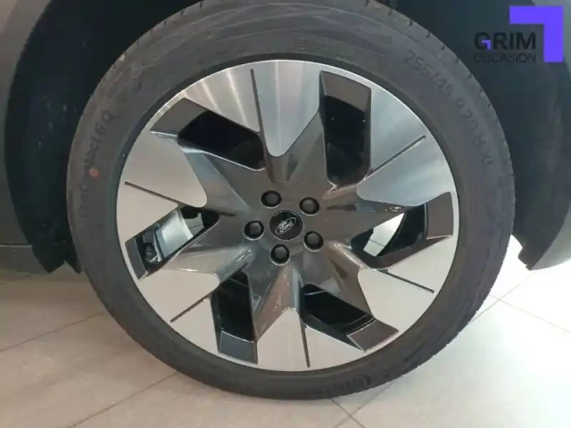 Ford Explorer awd extended range 79 kwh 340 ch — photo 14