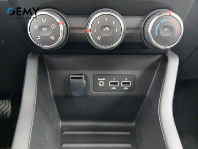 Renault Clio tce 90 — photo 20