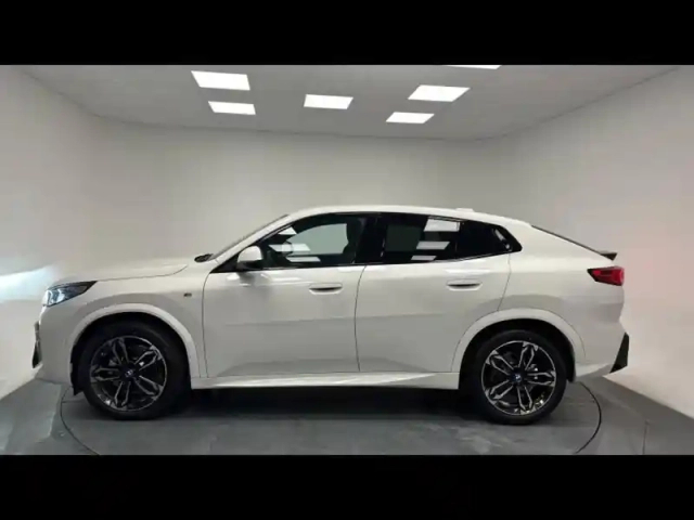 Bmw X2 i edrive20 204ch m sport — photo 2