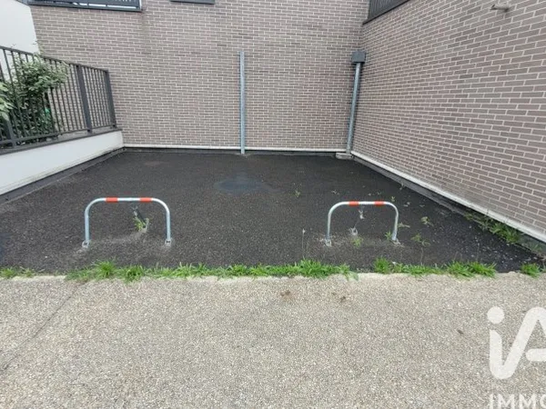 Parking 24 m²