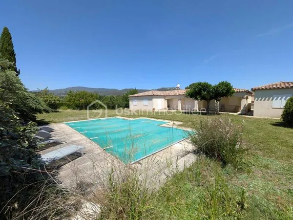 Maison de plain-pied 5 pièces 128 m²