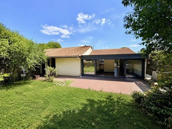 Maison de plain-pied 5 pièces 113 m²