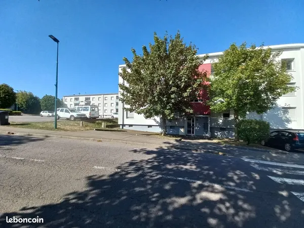 Location d'un bel appartement de type F4 en cours de rénovation, quartier agréable à Folschviller Av