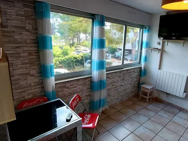 A loué Meublé pour étudiant sur hyeres a 499