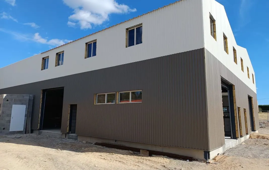 Photo 1