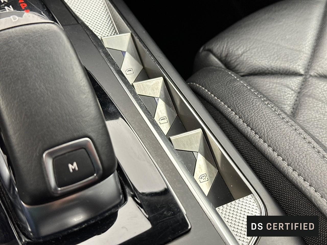 Ds Ds 3 crossback puretech 130 s&s eat8 business — photo 35
