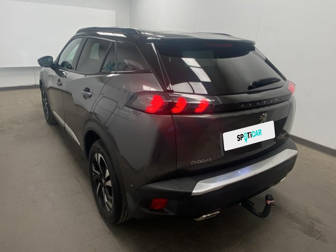 Peugeot 2008 puretech 130 s&s eat8 gt line — photo 7