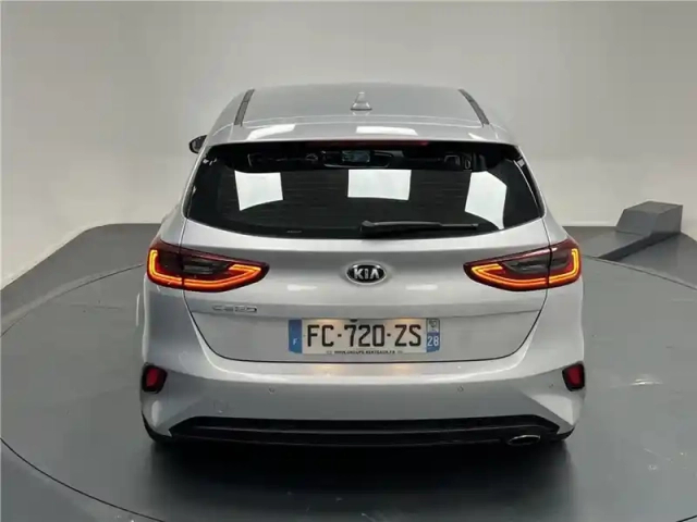 Kia Ceed 1.4 t-gdi 140 ch isg dct7 — photo 26