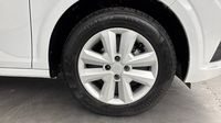 Dacia Sandero 1.0 TCe 90ch Expression CVT — photo 20
