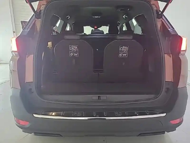Peugeot 5008 puretech 130ch s&amp;s eat8 — photo 38