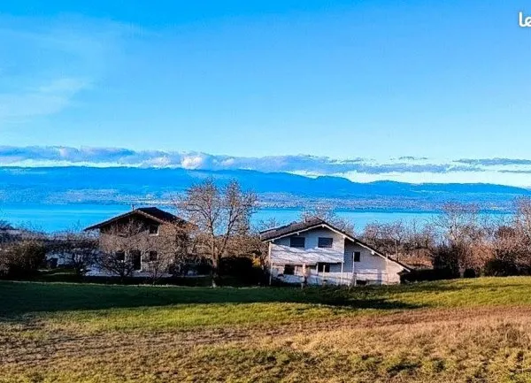 Terrain constructible 456 m² ensoleillé - Vue Côte suisse et Lac Léman - Marin 74 entre Evian et Tho