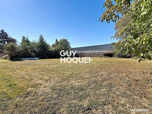 Terrain 2468 m² CHARNAY LES MACON